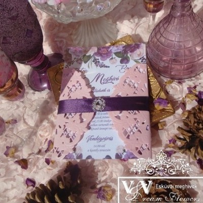 Padlizsán lila és rózsaszín esküvői meghívó - akár őszi esküvőkre is